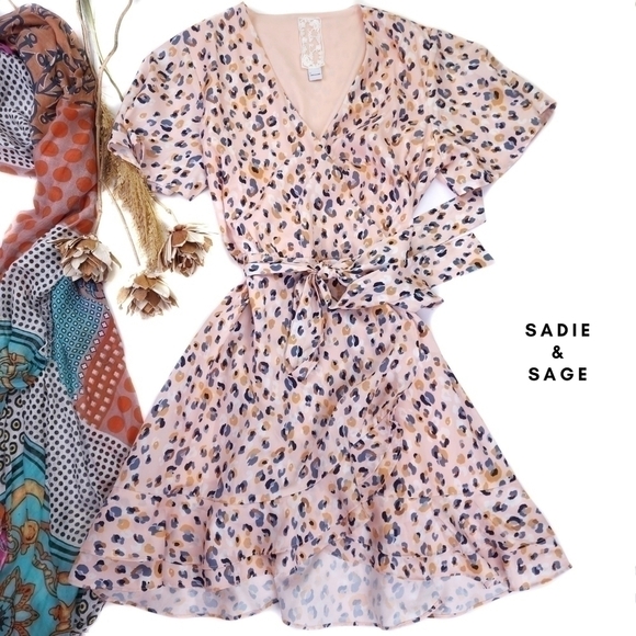 Sadie & Sage Pastel Peach Wrap Lined Dress Sz L - Picture 1 of 13